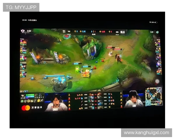 BLG战队在CSGO赛事中的盯防策略深度解析与战术启示 BLG战队在CSGO赛事中的盯防策略深度解析与战术启示