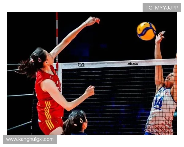 北京排球队整体压制革新探索:提升竞技水平与团队协作的新路径 北京排球队整体压制革新探索:提升竞技水平与团队协作的新路径