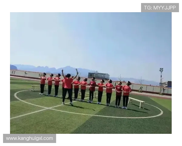 吴静专访：从绿茵场到人生舞台的足球旅程回顾与展望