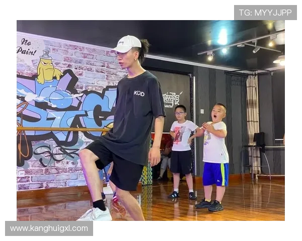 成都街舞队的个人能力提升与团队协作的完美结合探索