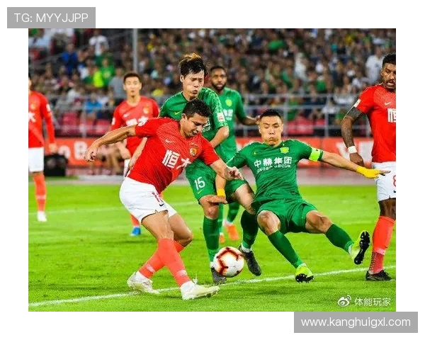 2014年广州恒大与柏队激战回顾：巅峰对决中的精彩瞬间与战术分析