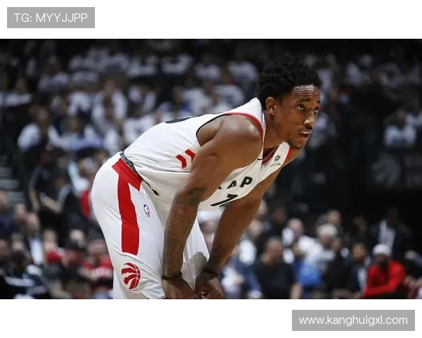 德马尔德罗赞：从NBA明星到社区榜样的蜕变之路