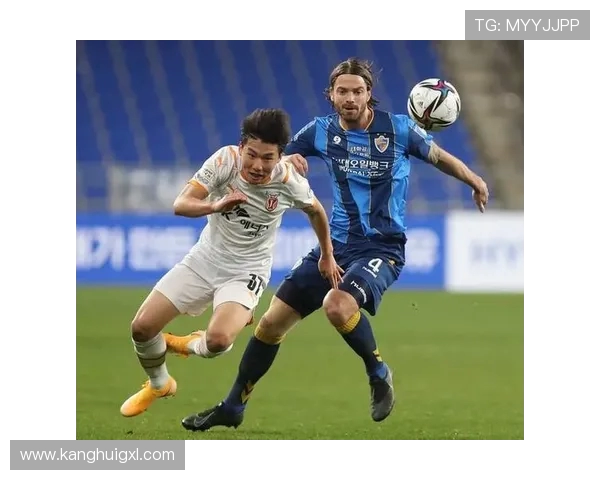 蔚山现代与城南俱乐部激战正酣谁将赢得这场焦点之战