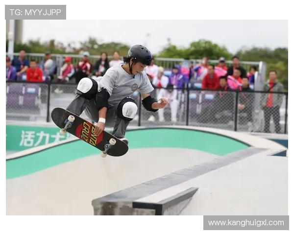 南京滑板队与北京滑板队赛后状态分析与表现对比 南京滑板队与北京滑板队赛后状态分析与表现对比